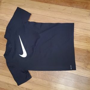 Boys Nike Dri-Fit T-shirt - Size Youth LG